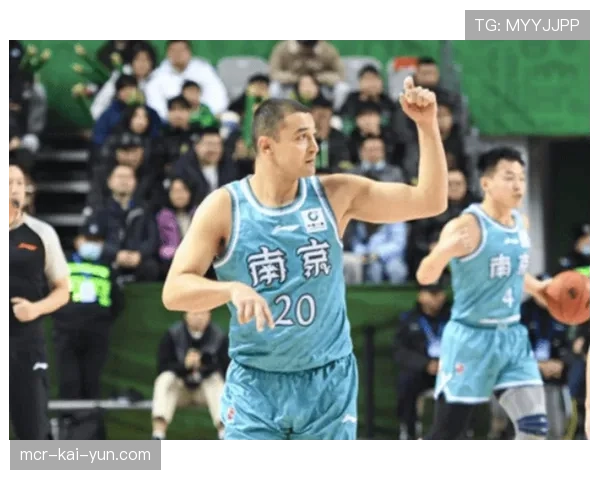 南京同曦赛前训练重点演练全场紧逼，应对季后赛强度