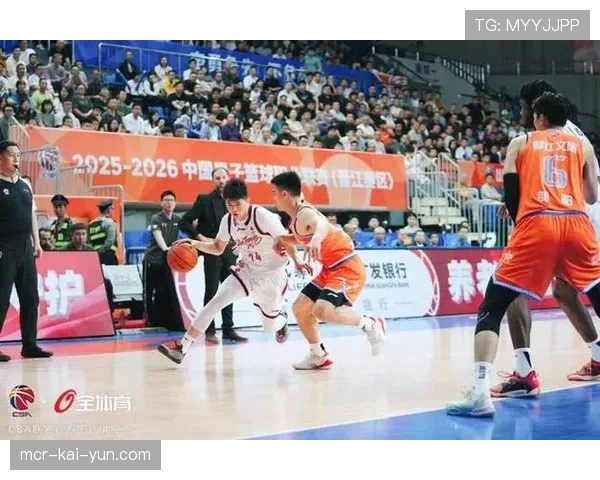 福建晋江文旅98-97险胜浙江稠州金租，皮特森关键得分